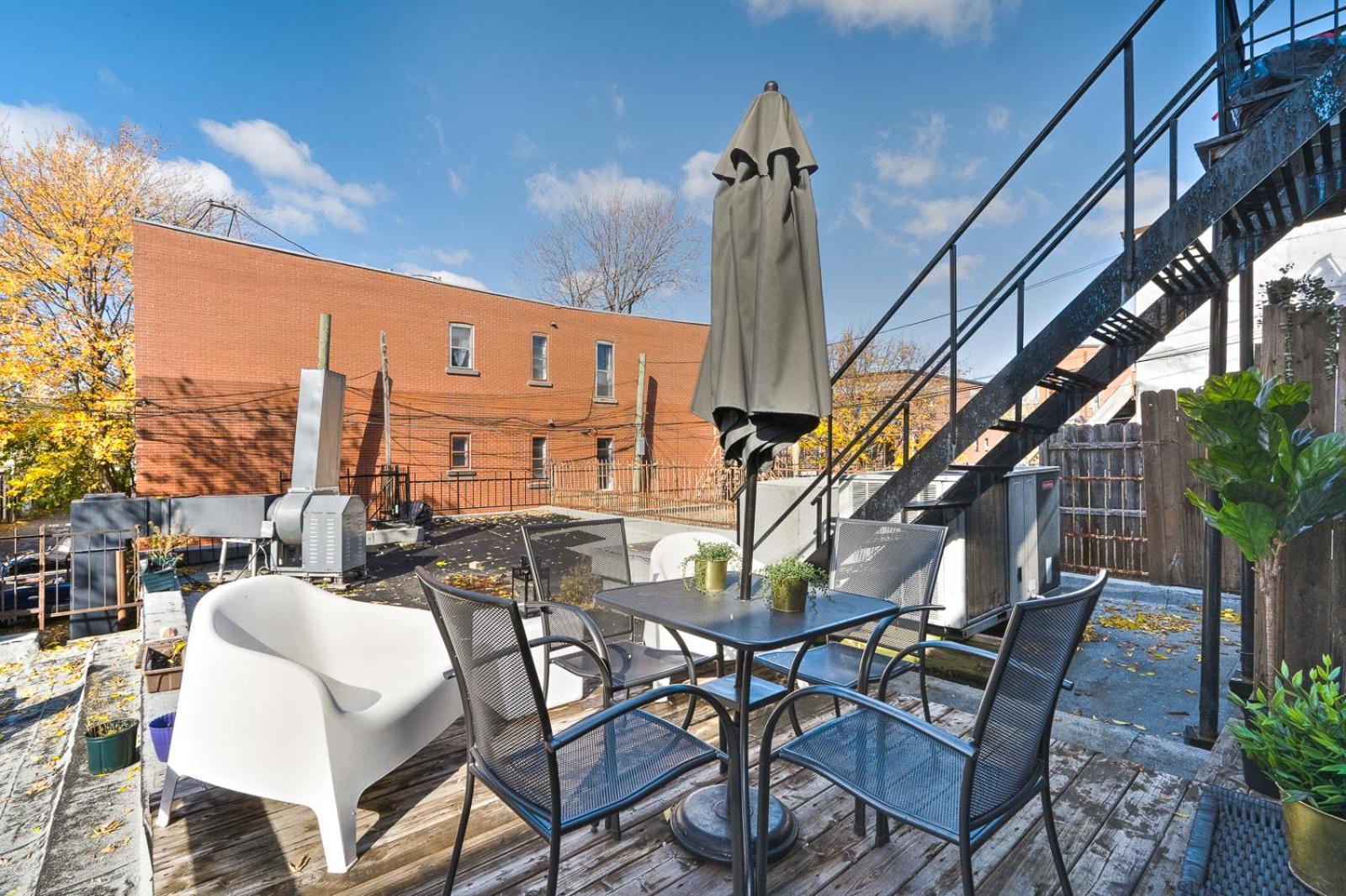 Aparthotel Liv Mtl Avenue Montréal Esterno foto